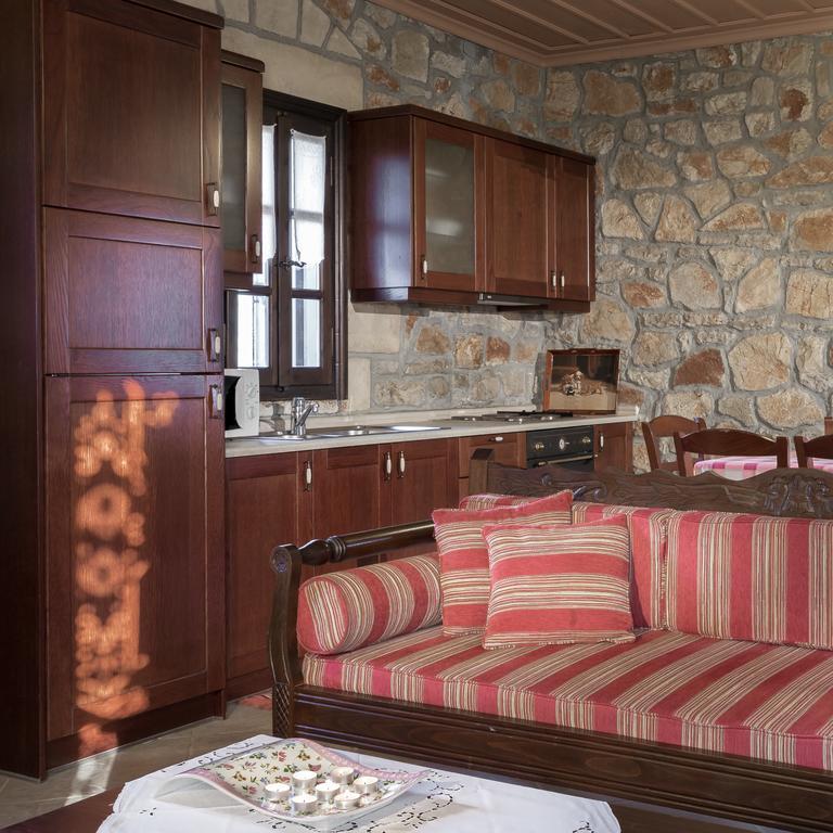 Klymeni Traditional Homes نافبليو المظهر الخارجي الصورة